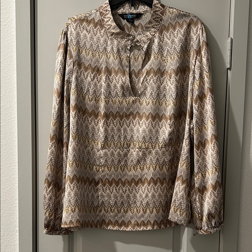 Patterned Brown and Tan Blouse